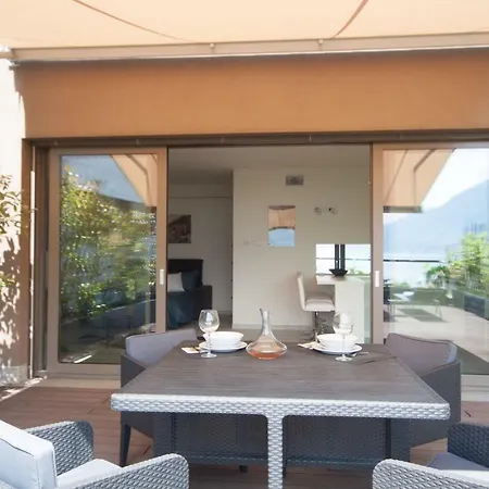 Terrazza Sul - Acquaseria, San Siro By Lovecomo 度假居